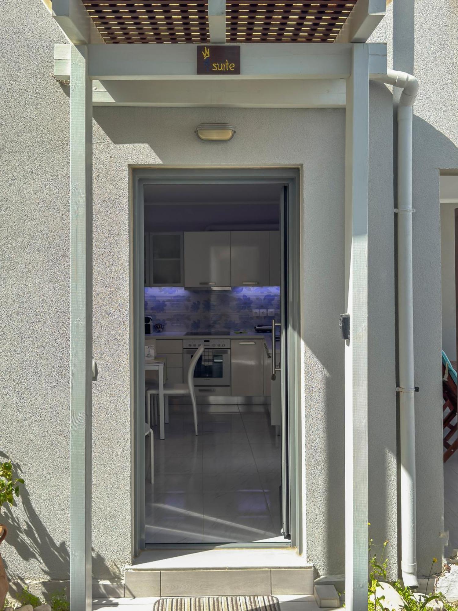 Alisahni Villa & Suite Kato Daratso Esterno foto