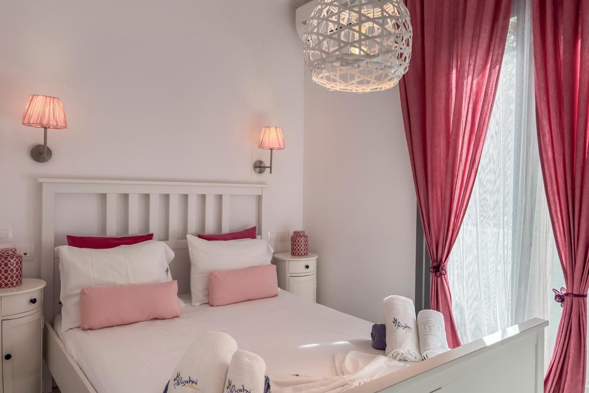 Alisahni Villa & Suite Kato Daratso Esterno foto